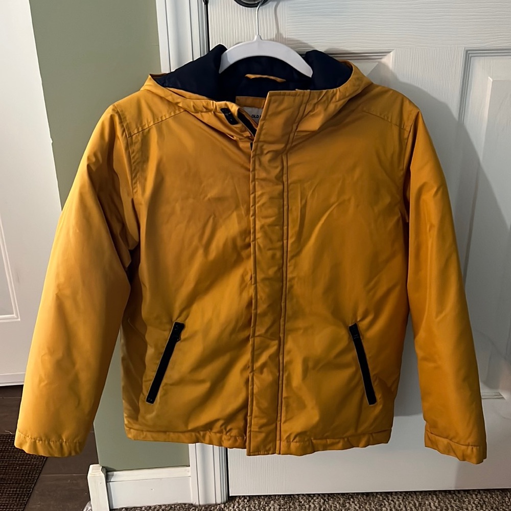 Boys Old Navy Puffer Jacket